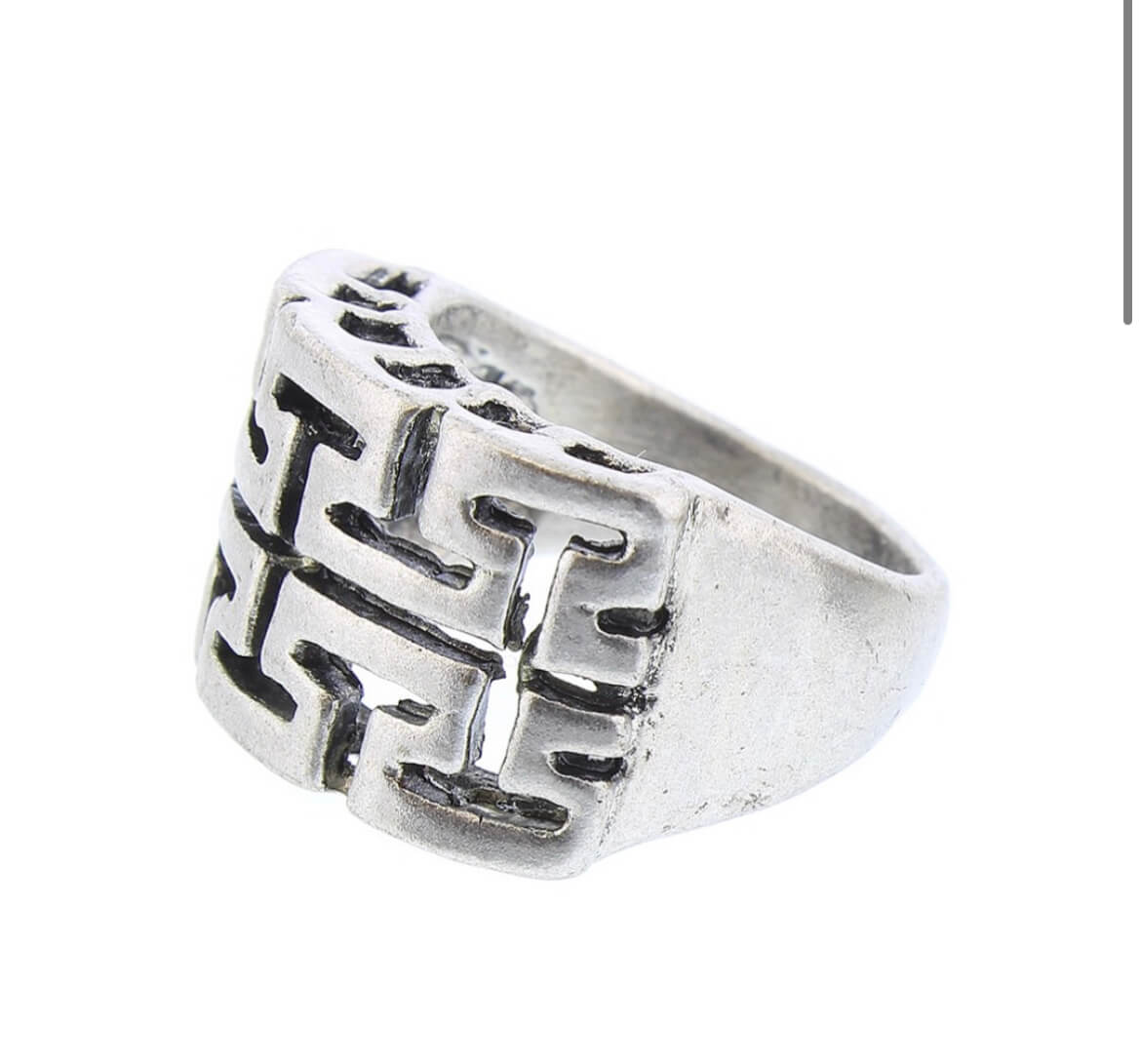 Anillo Gótico